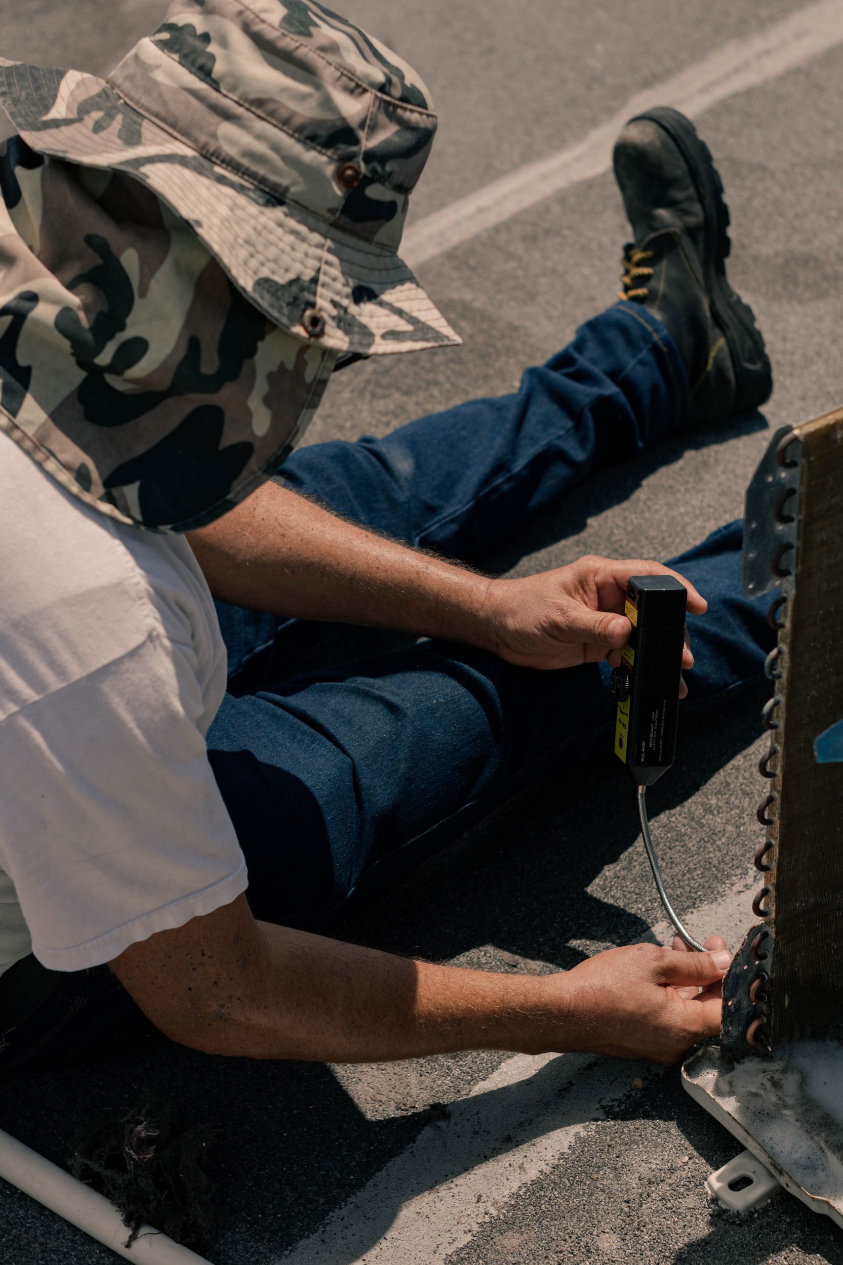 Worker wearing breathable work pants outdoors